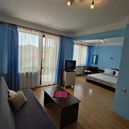 Boryka Family فندق Asikoria
