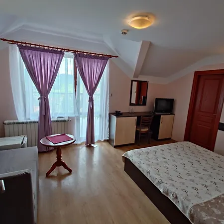 Hotel Boryka Family 3*